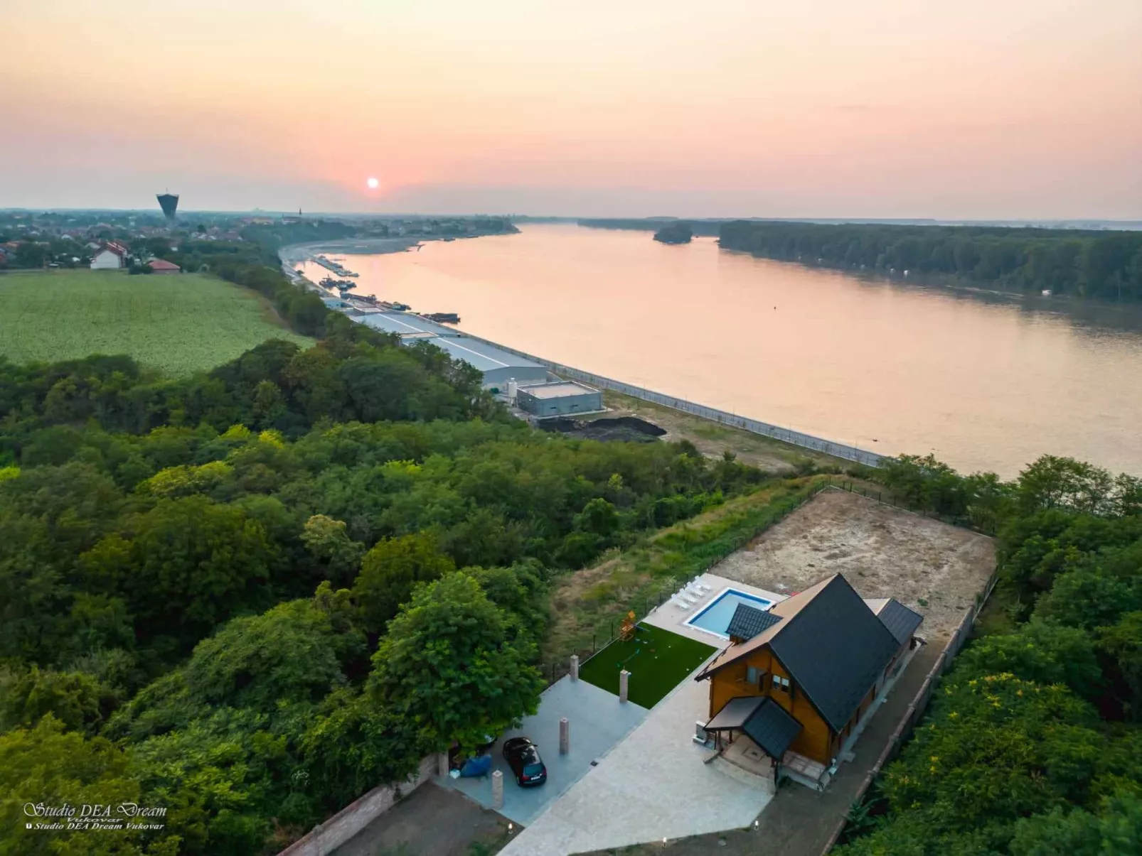 House Drvena kuća Vučedol - Buiten