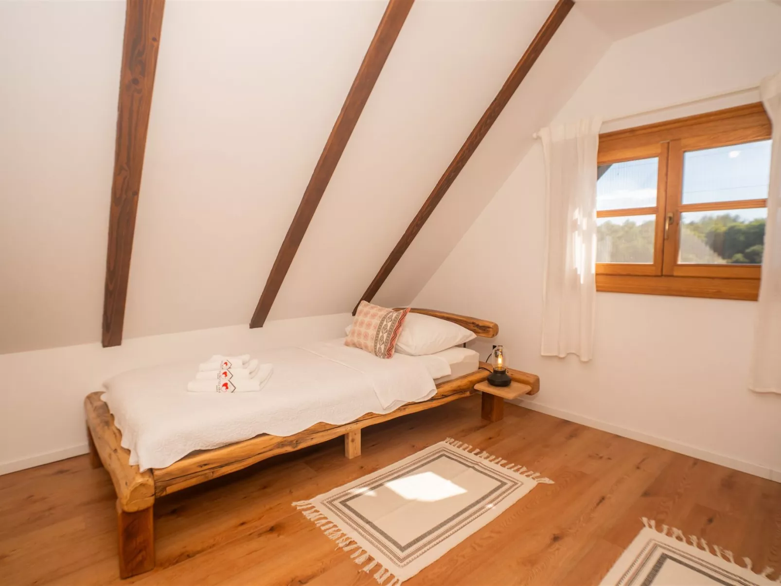 House Tri srca - Binnen