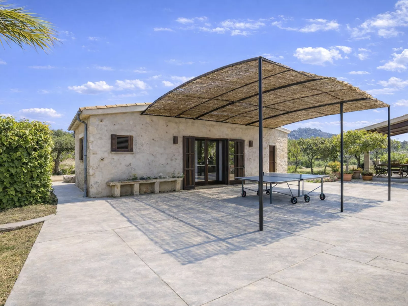 Cas Ciutada - Buiten