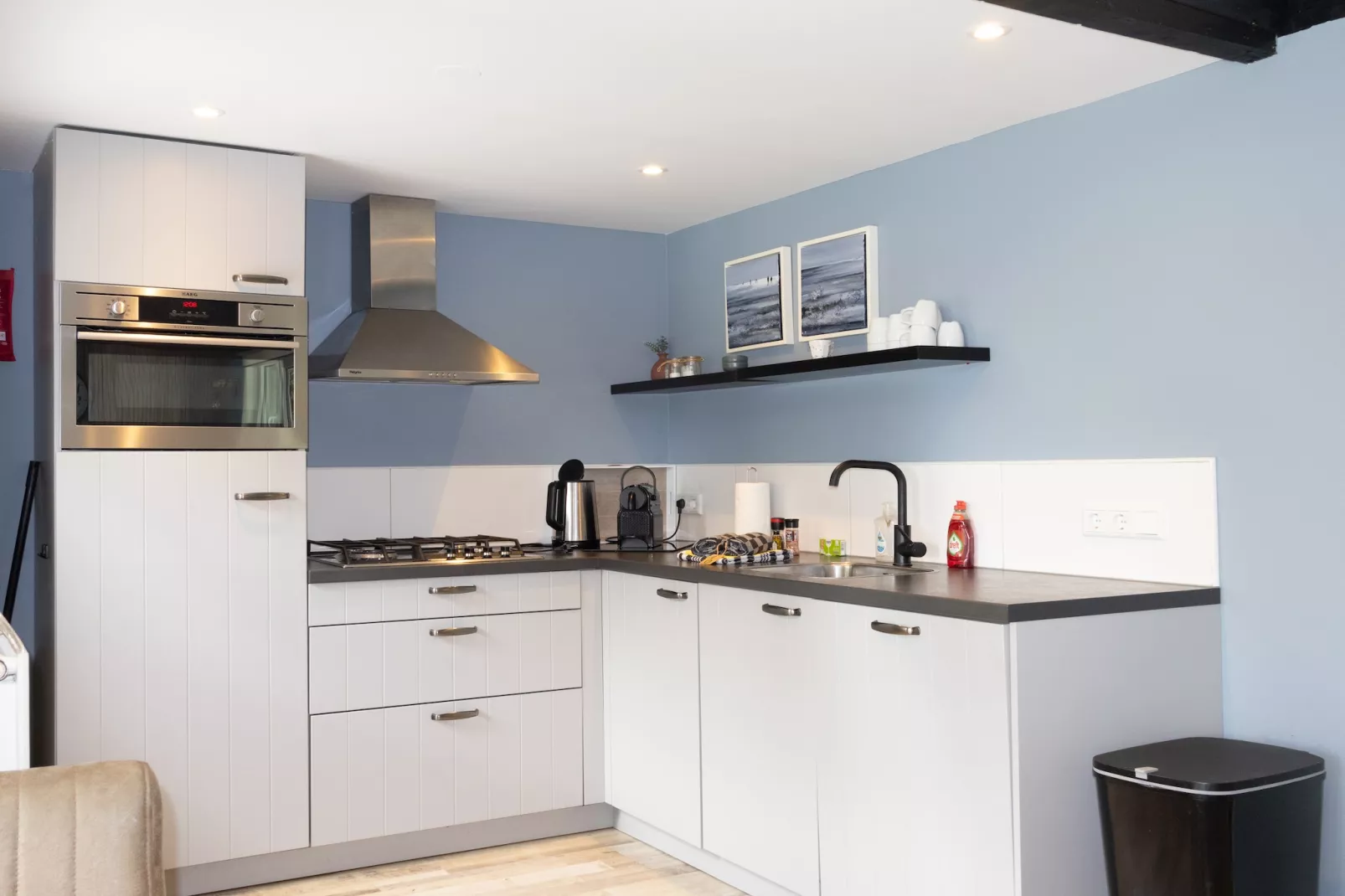 Huis & Meer nabij het Ijsselmeer