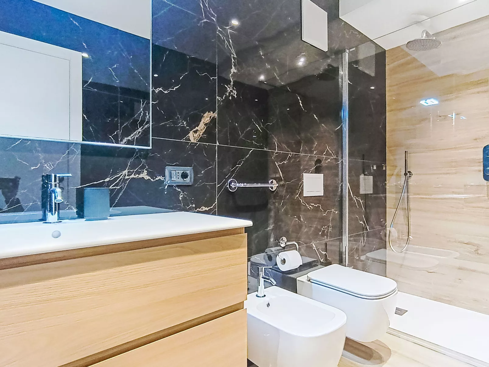 Garda Oasis - Binnen