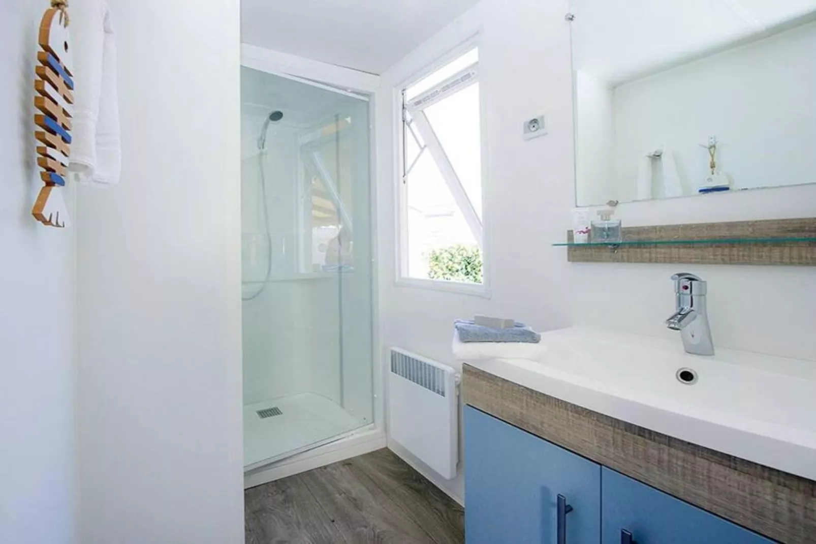 Mobil-home | Classic | 2 Bedrooms | 4/6 Pers. | Raised terrace | Air-con. - Niet-getagd