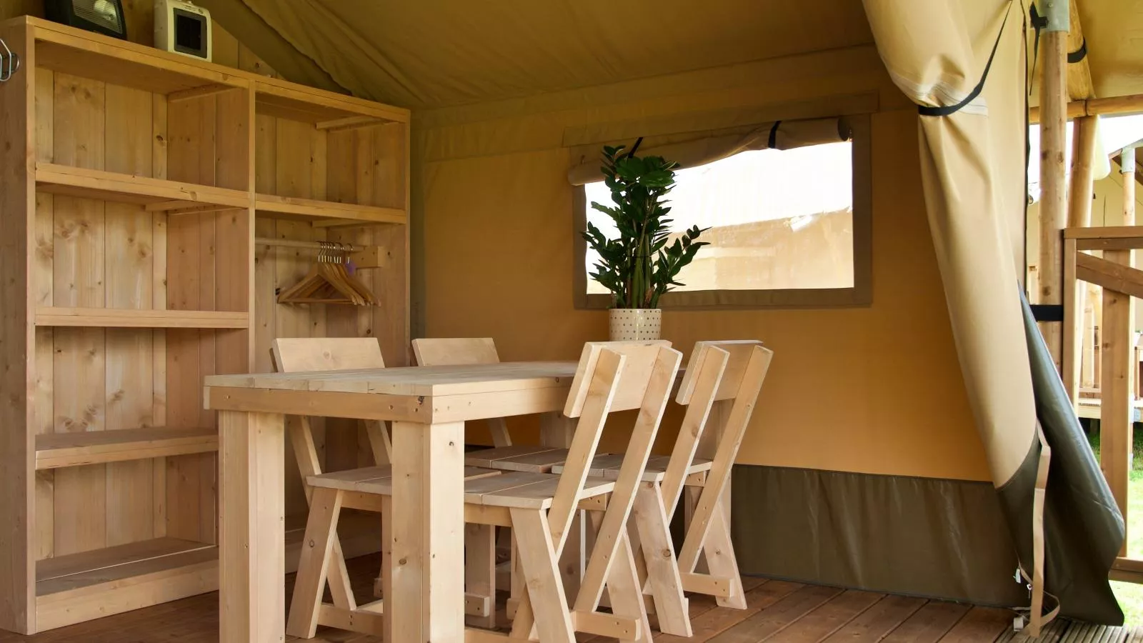 Safarilodge l 4 pers - Eetkamer