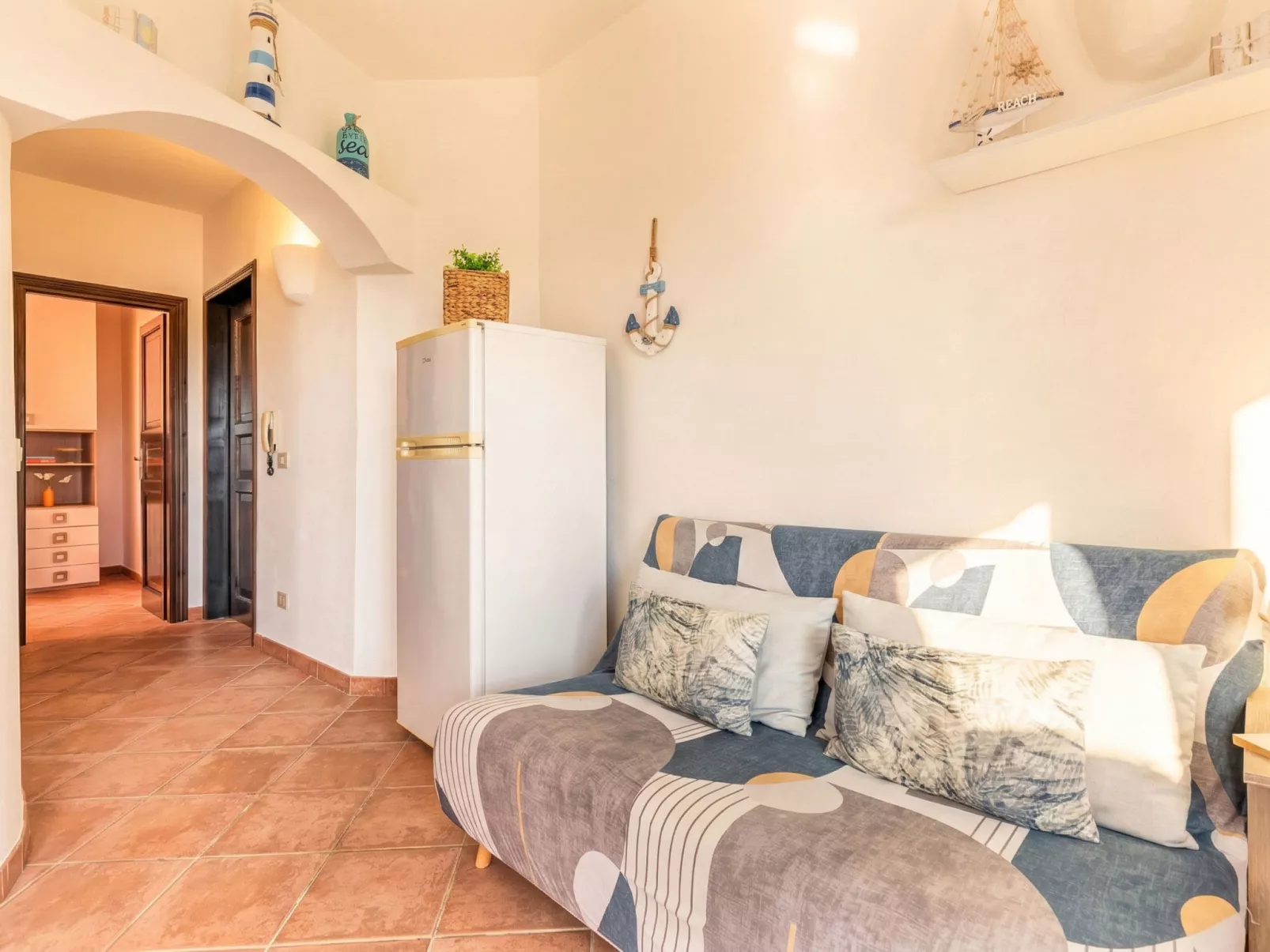 Angela House - Binnen