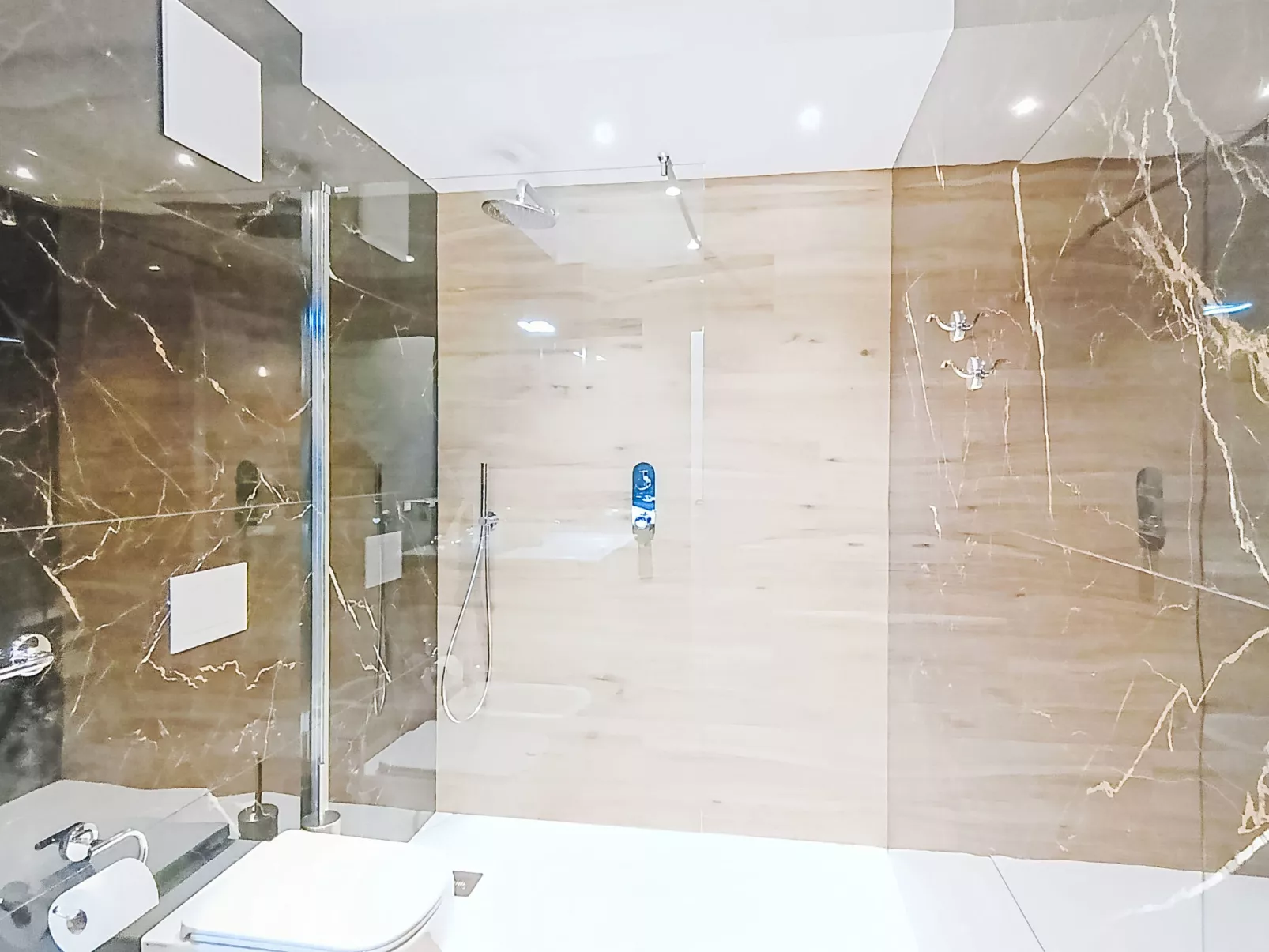 Garda Oasis - Binnen