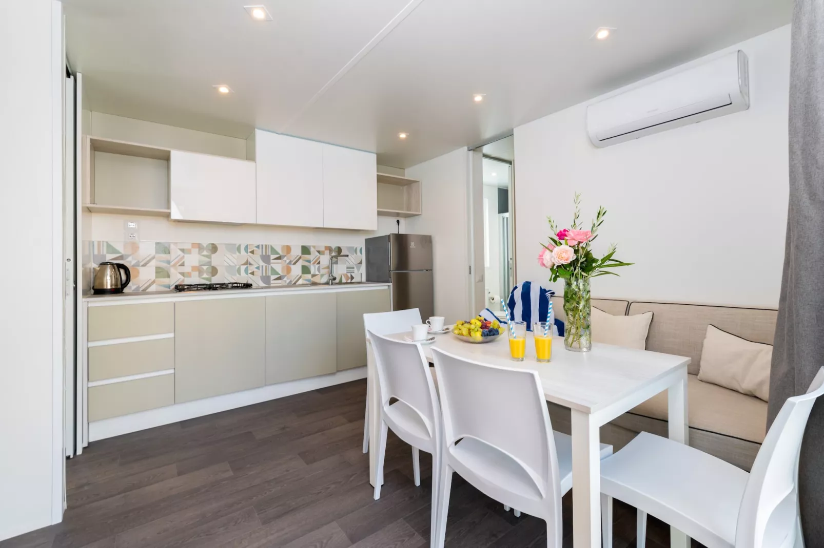 Camping Oliva / PREMIUM mobile home 4 persons PRE4 - Keuken