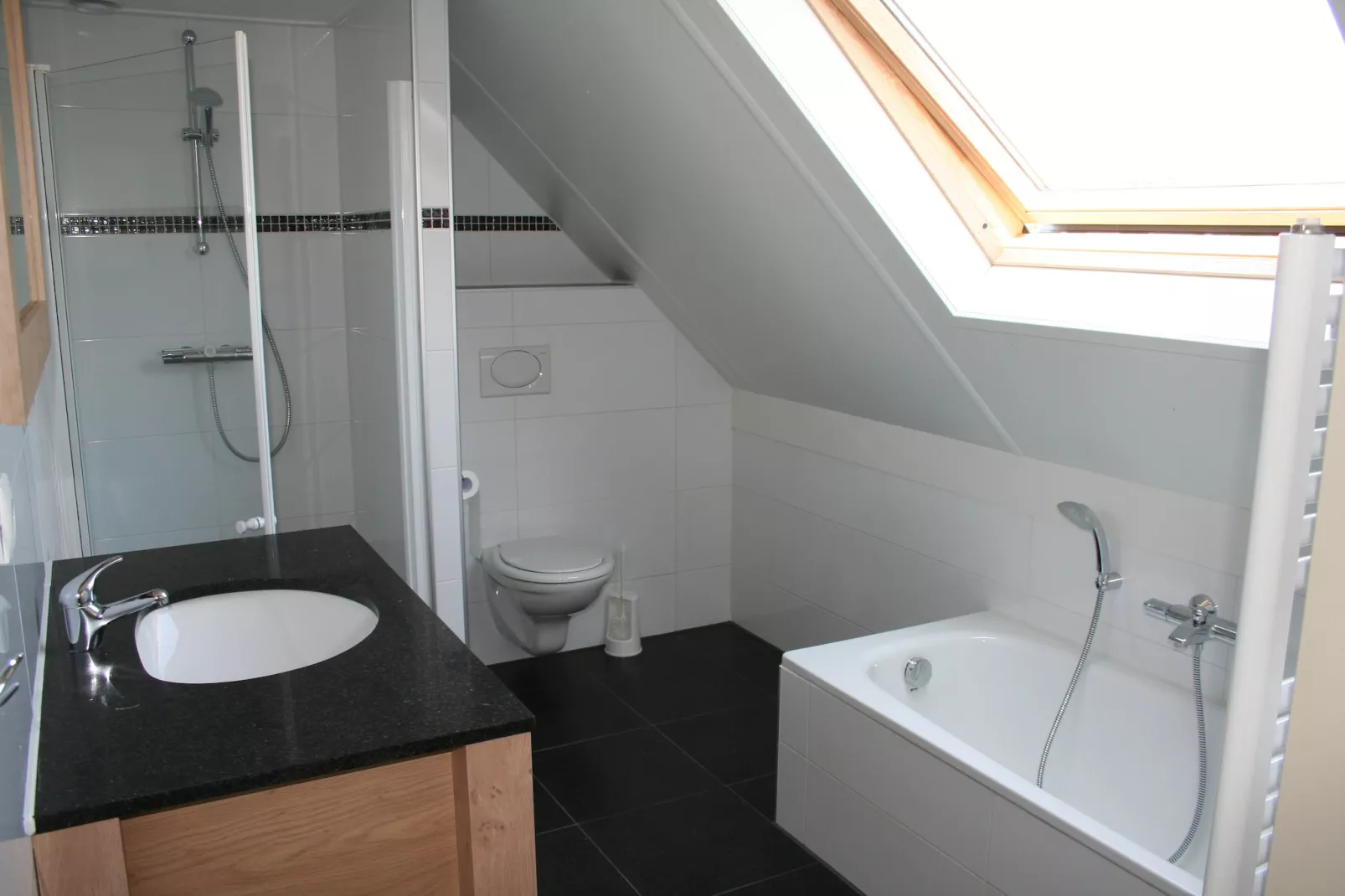 Oosterdijk 6 - Badkamer
