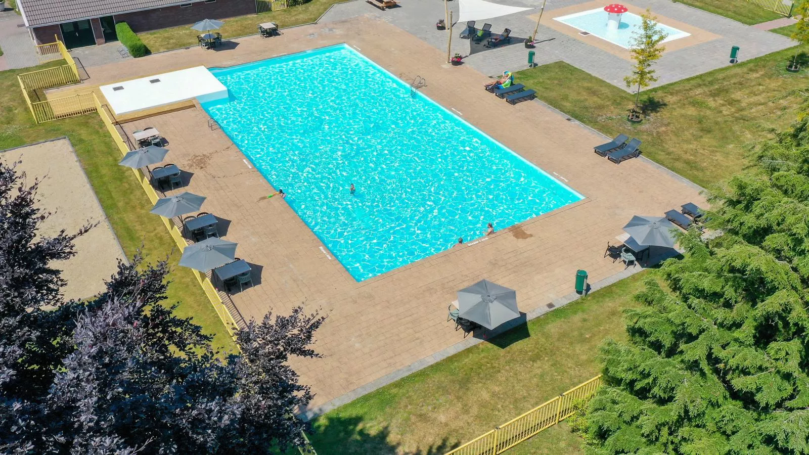 Aekinger Lodge - Zwembad