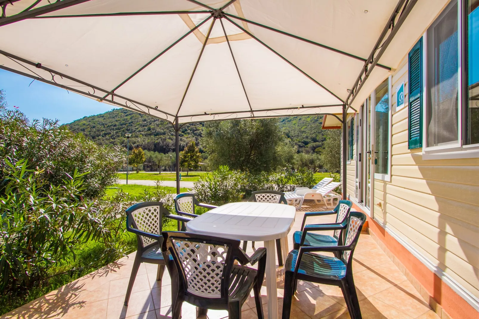 Camping Oliva / COMFORT mobile home COM - Terrasbalkon