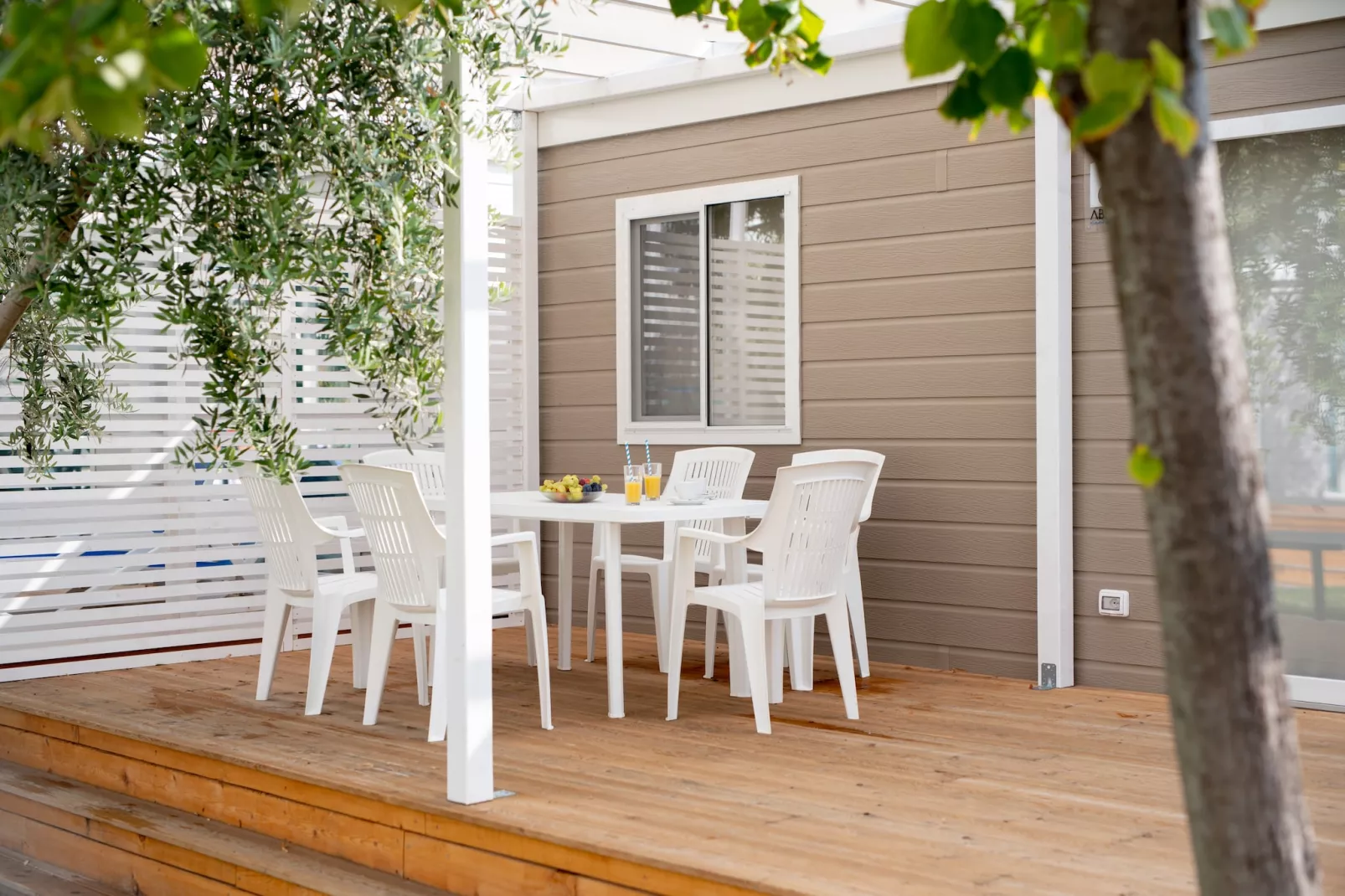 Camping Oliva / PREMIUM mobile home 4 persons PRE4 - Terrasbalkon