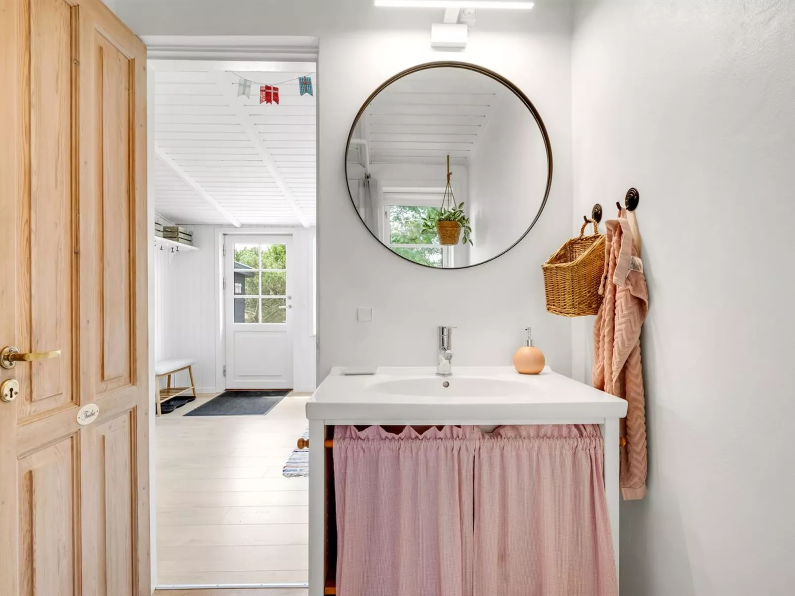 "Suoma" - 800m from the sea - Binnen