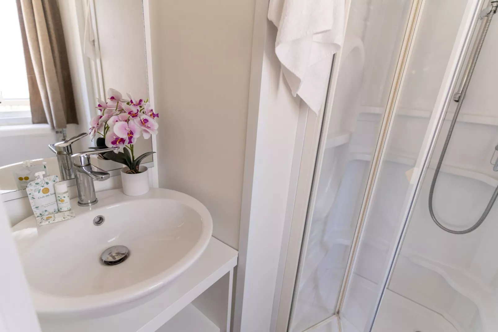 Club del Sole Orbetello Family Collection / LODGE DELUXE max cap 4 pax - Badkamer