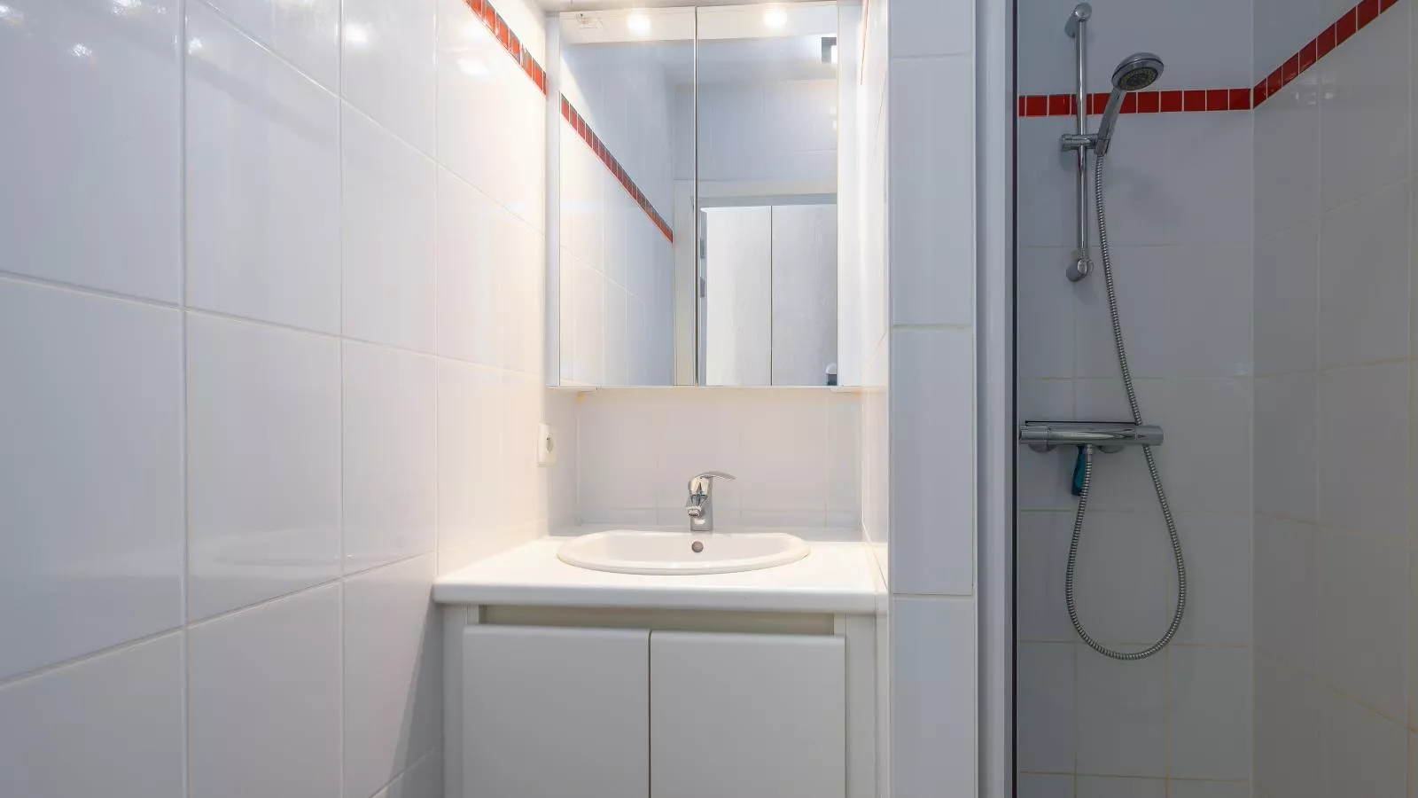 Libretto - 0602 + box 9 - Badkamer