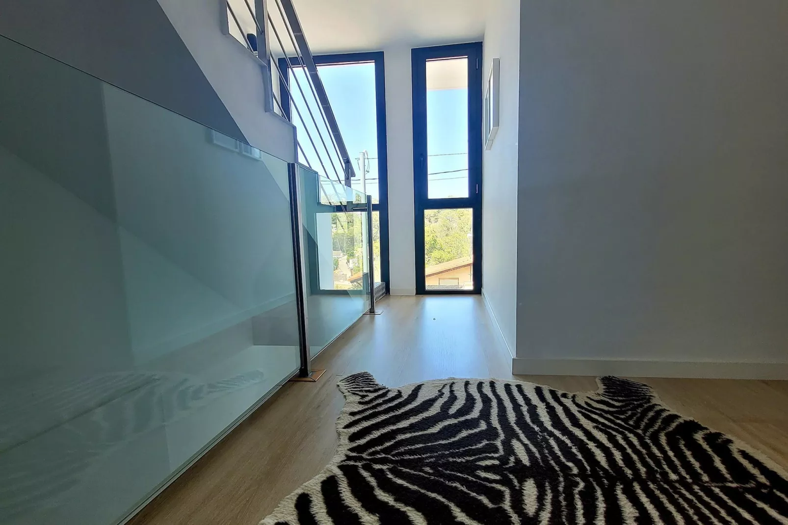 Villa con hermosa piscina cerca de Sitges - Overloop