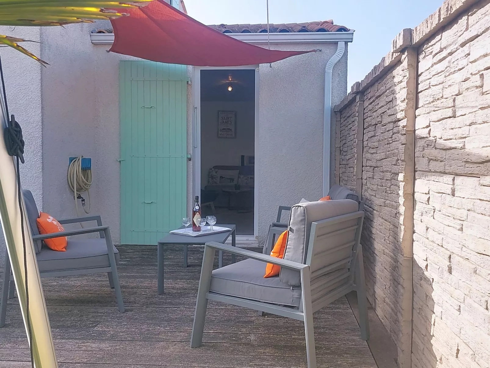 Les Alysées - Buiten