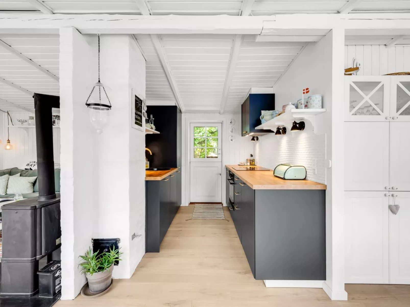 "Suoma" - 800m from the sea - Binnen