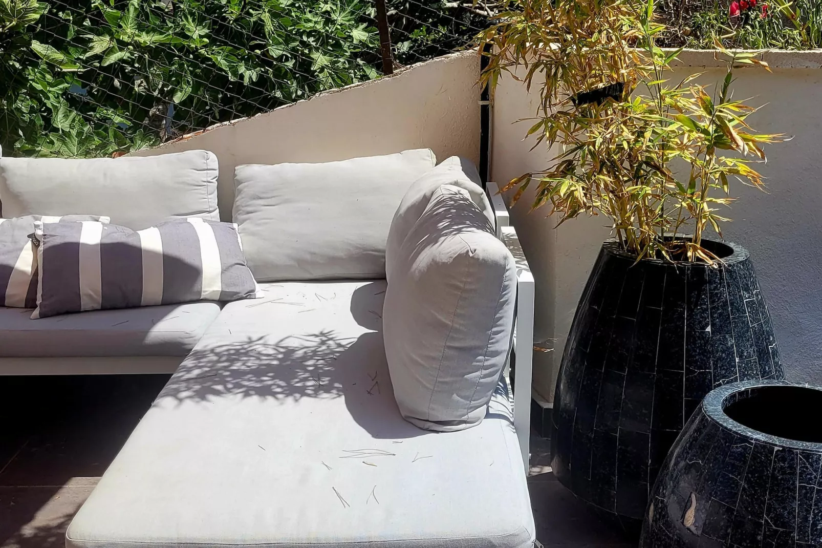 Villa con hermosa piscina cerca de Sitges - Terrasbalkon