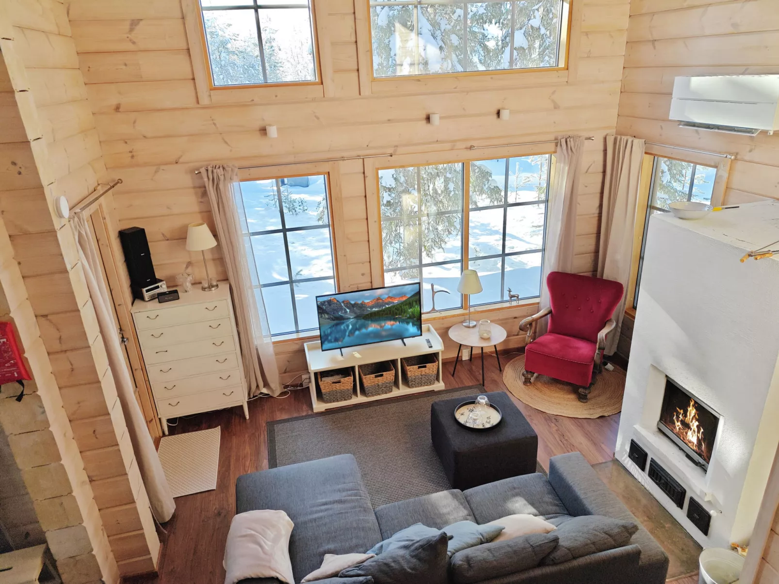 Ihtingin koskikara - Binnen