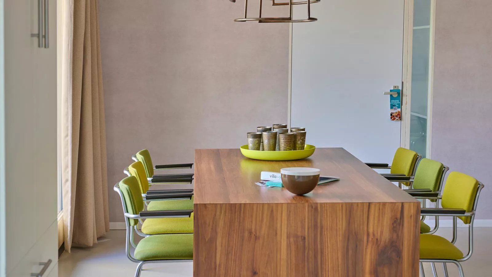 Twente Village - Eetkamer