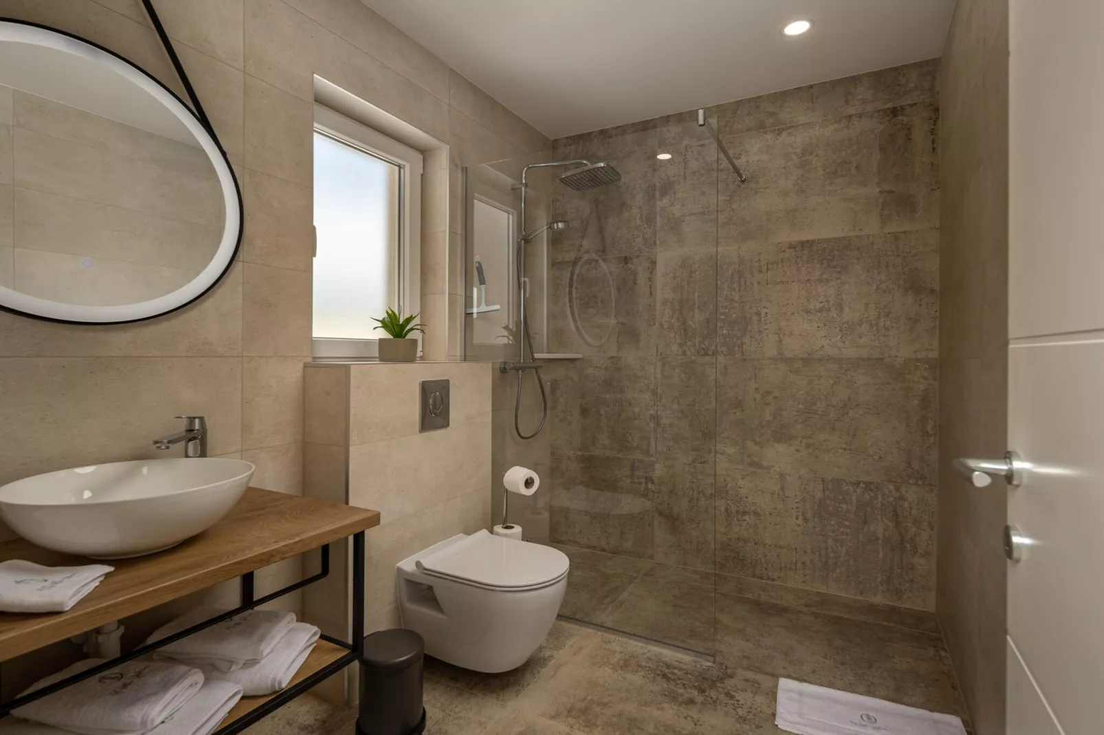 VILLA ROYAL STONE - Badkamer