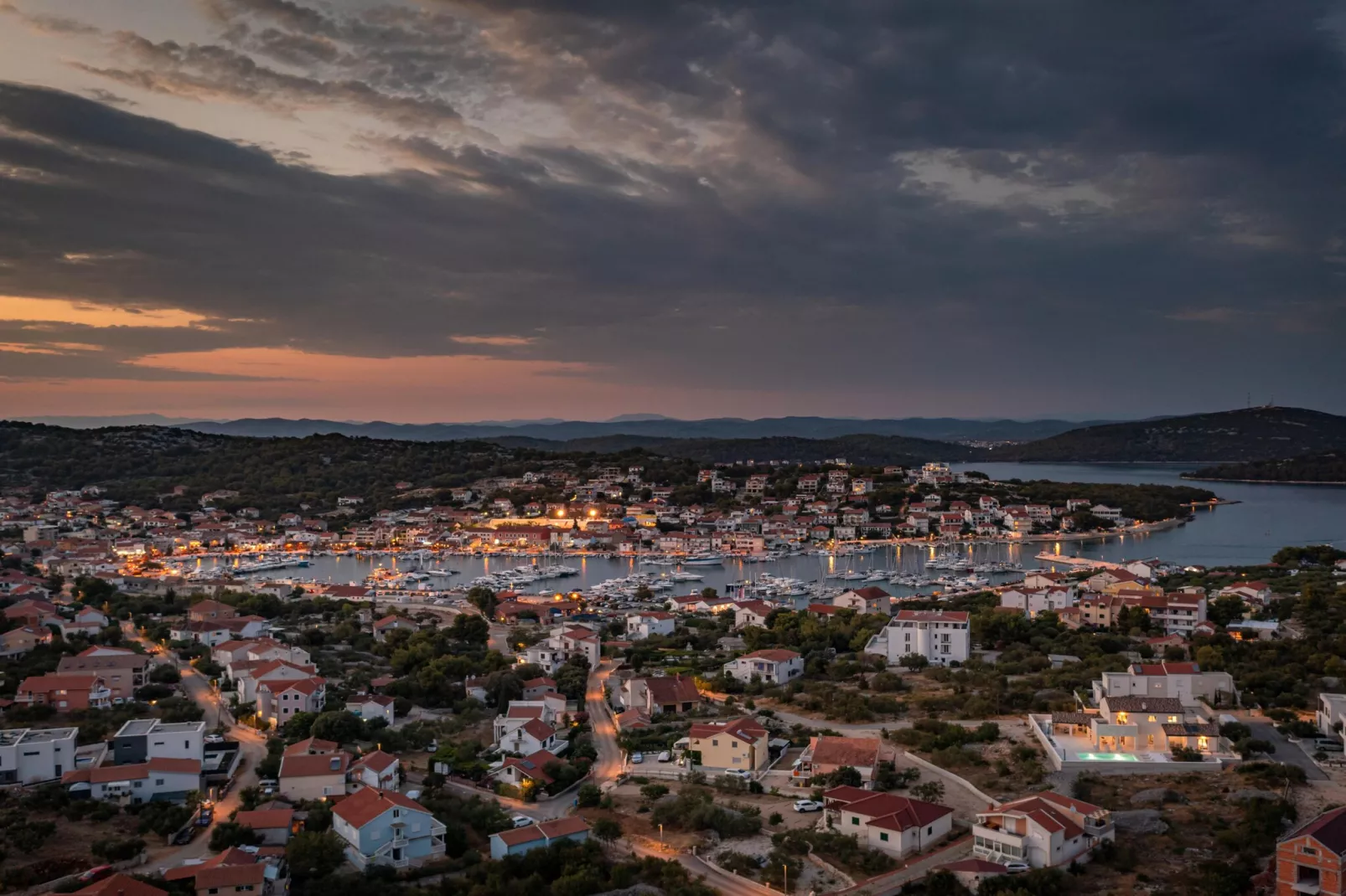 VILLA ROYAL STONE - Gebieden zomer 20km