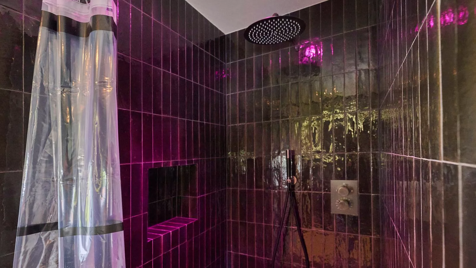 Twente Village - Badkamer