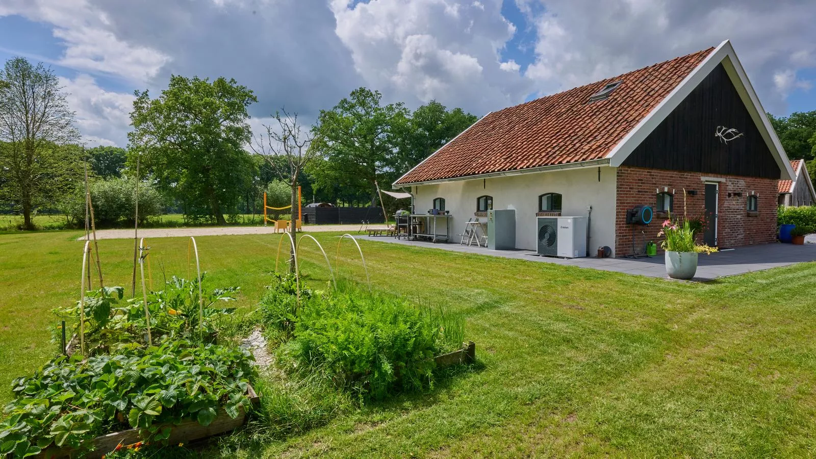 Twente Village - Buitenkant zomer