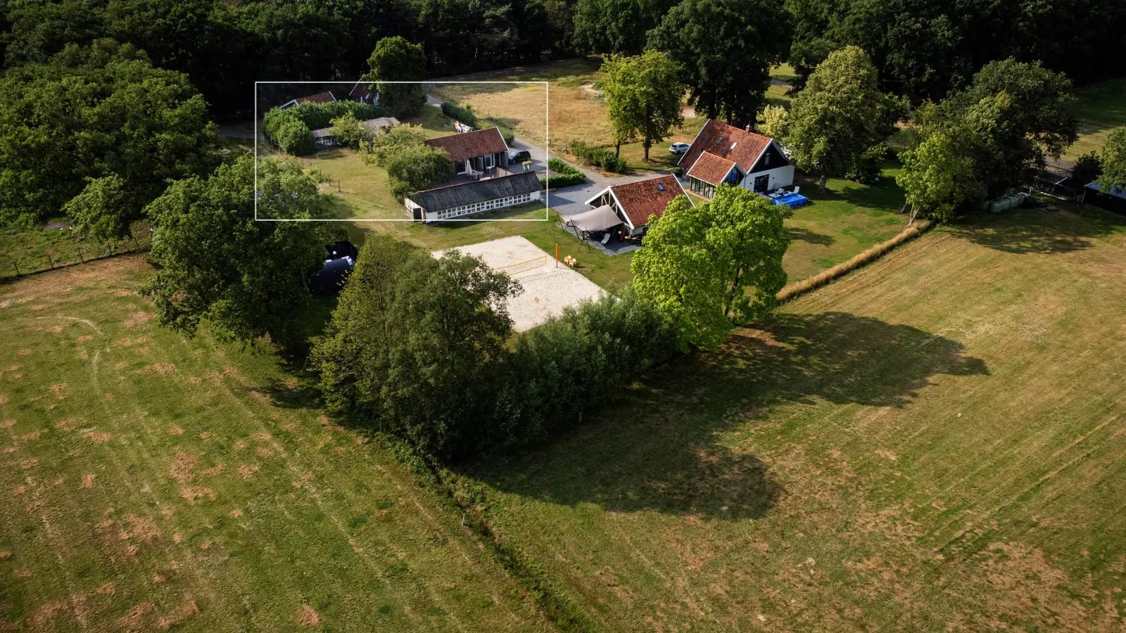 Farmers Lodge Combi - Buitenkant zomer