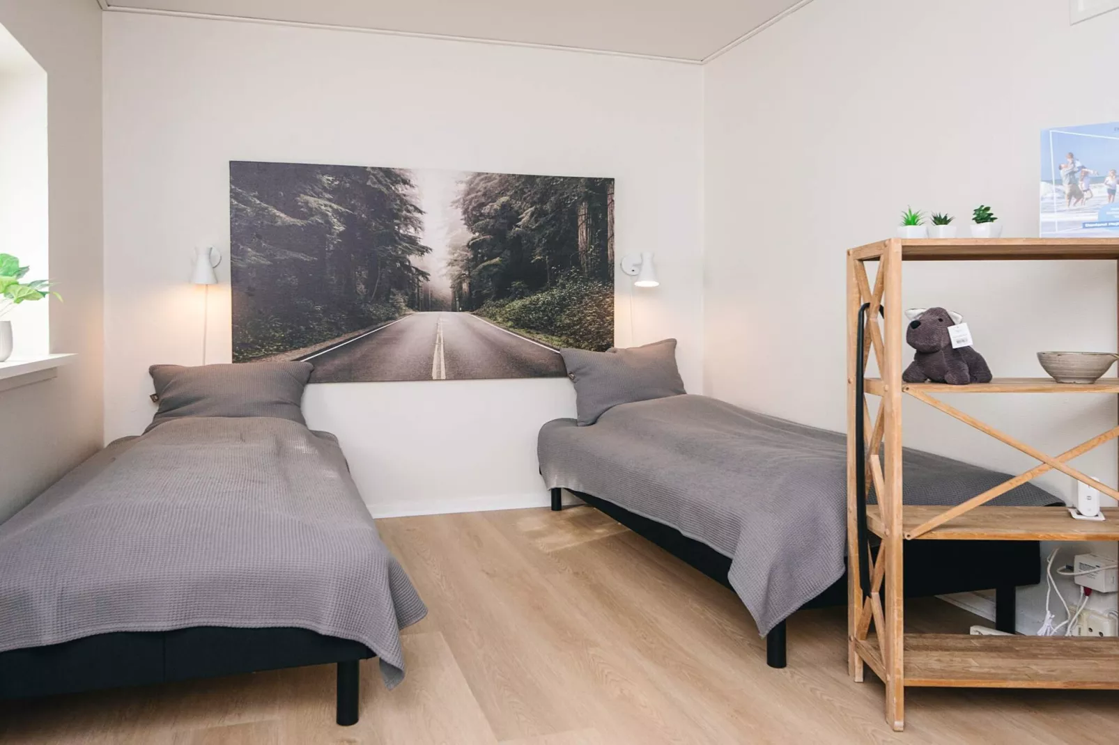 2 rooms w/partially seaview - Binnen