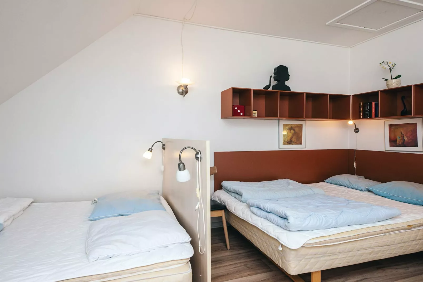 1 room w/seaview - Binnen