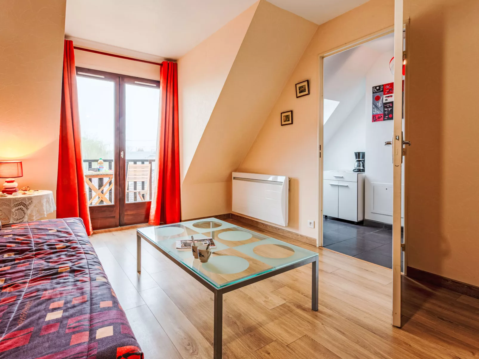 Les Sylvestres - Binnen