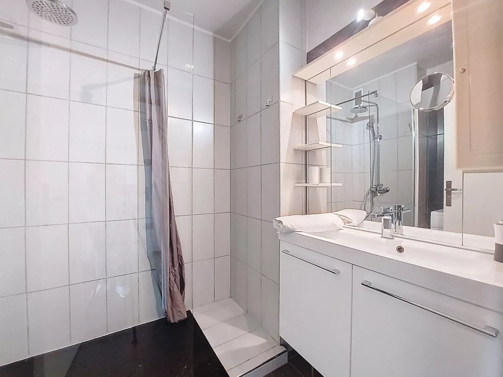 Les Marinas de la Plage I - Binnen