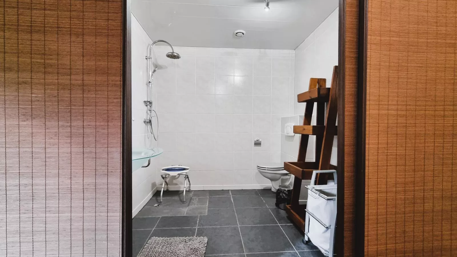 Le Filon dOr-Badkamer