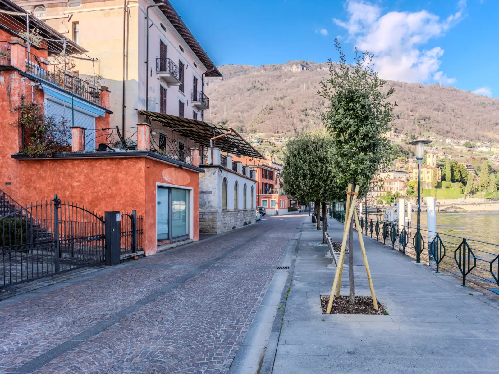 La Terrazza sul Lago - Buiten