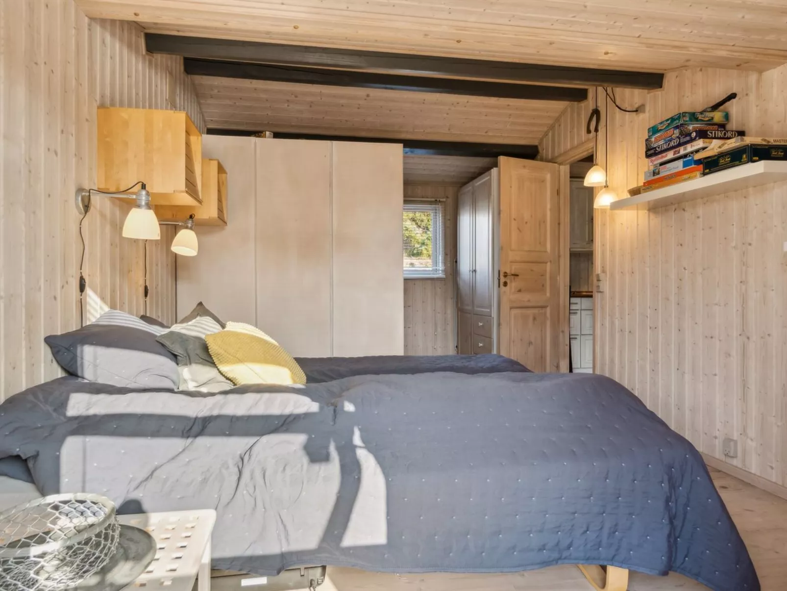 "Arlina" - 750m from the sea - Binnen