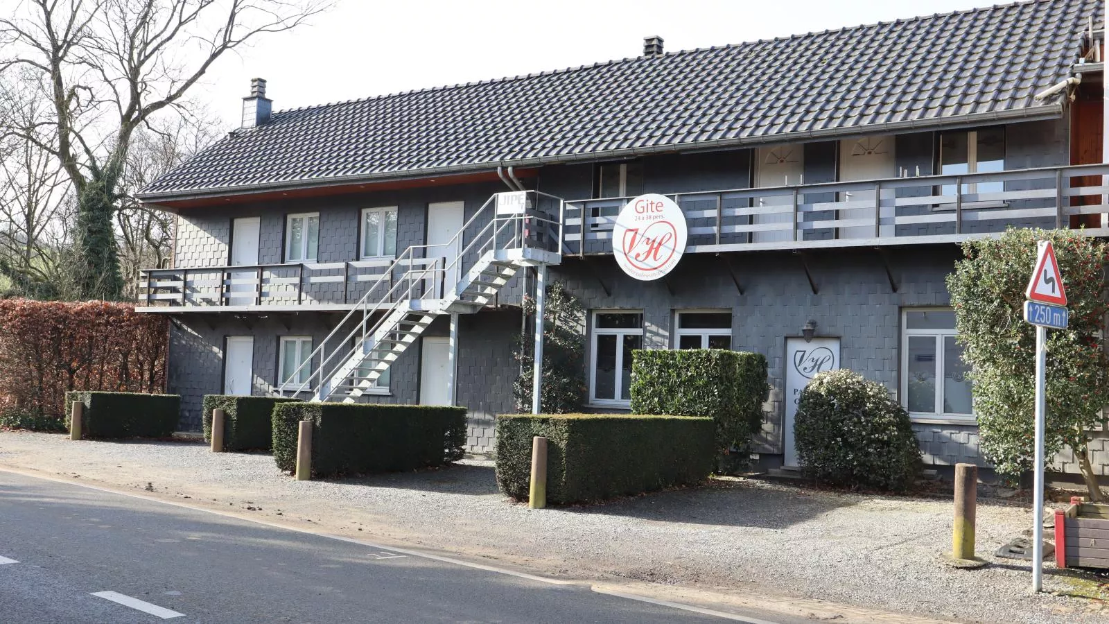 Le Grand Vallon - Buitenkant zomer