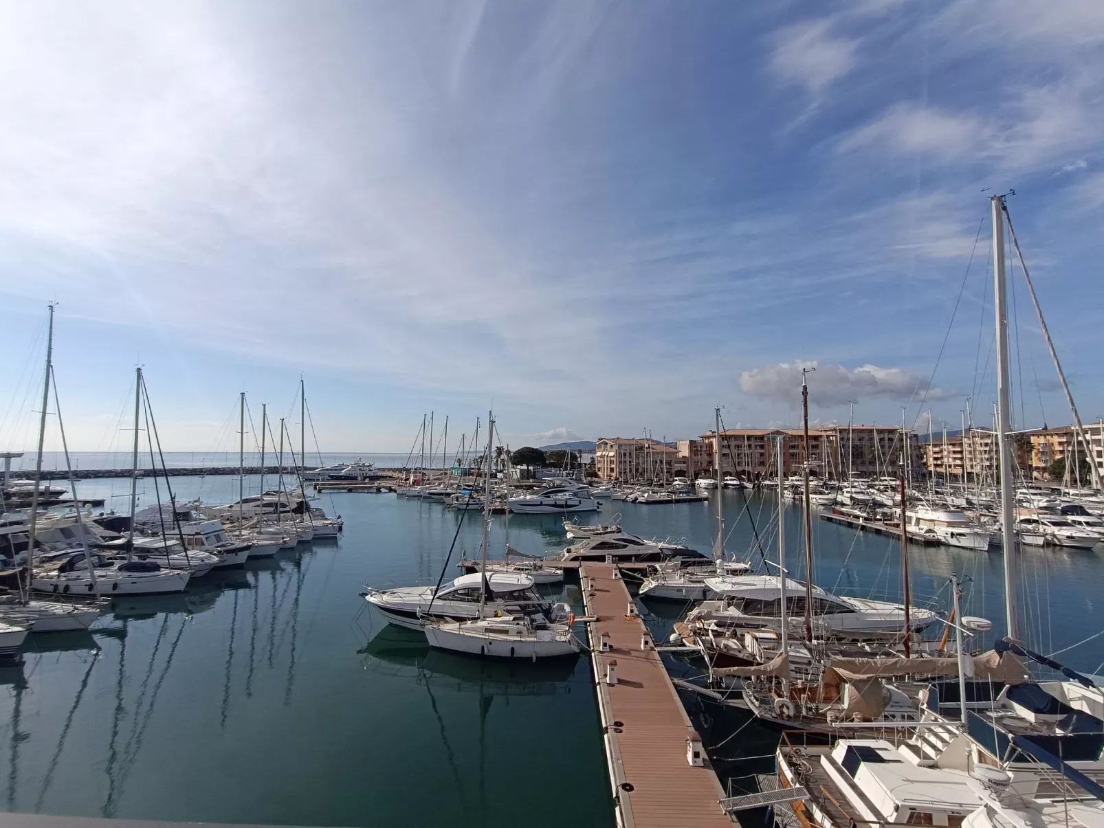 Port d'Attache - Omgeving