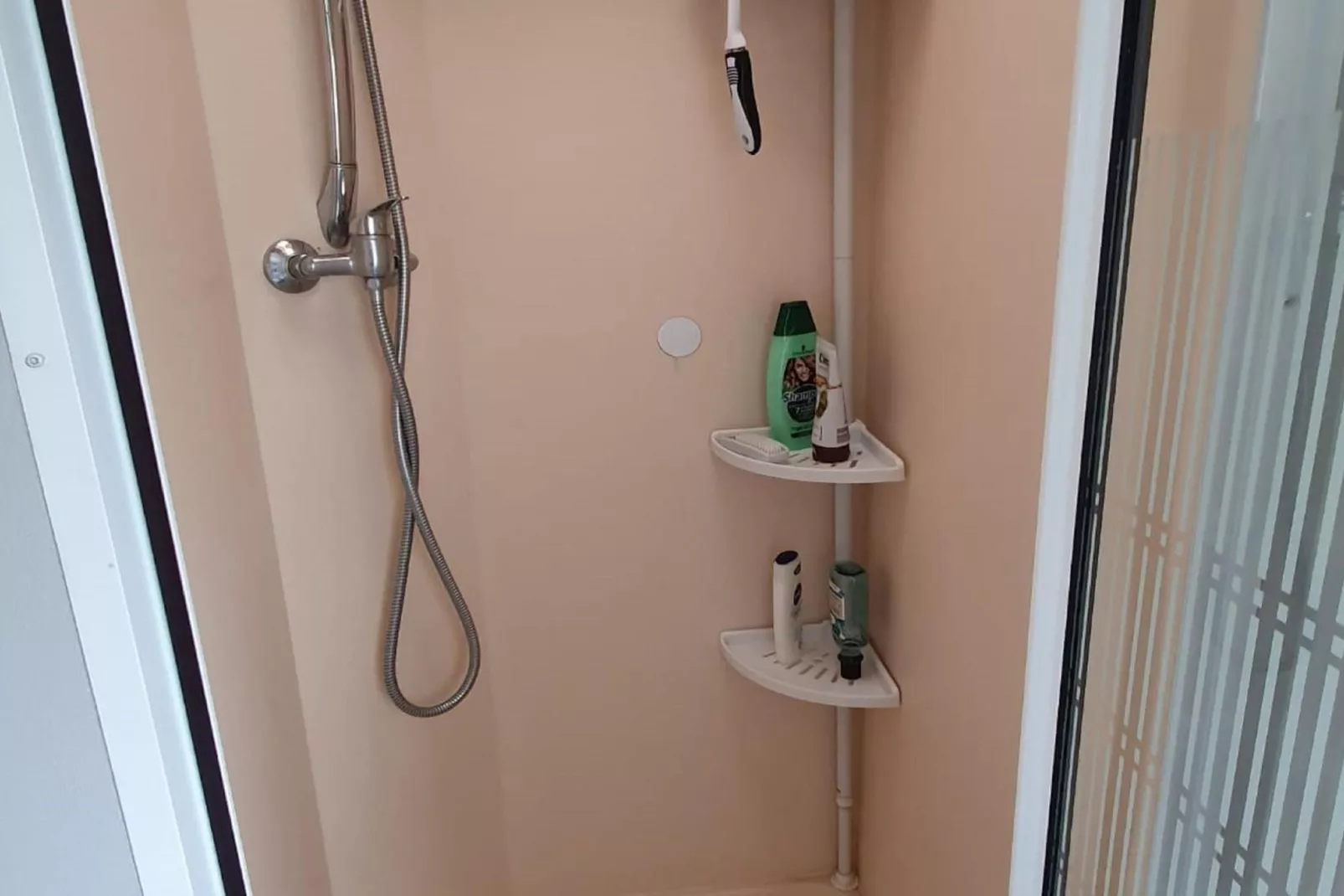 Mobilheim - Badkamer