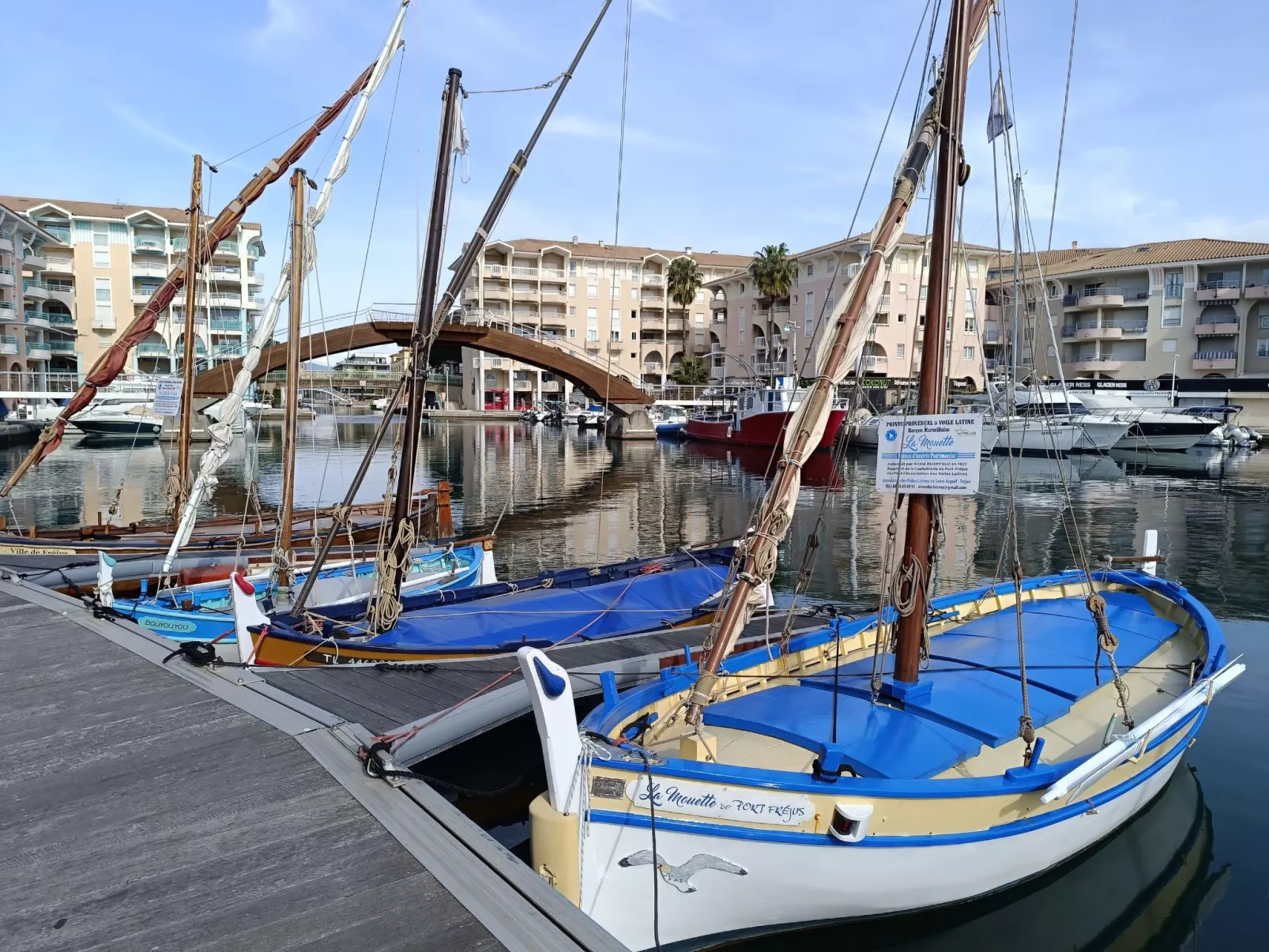 Port d'Attache - Omgeving