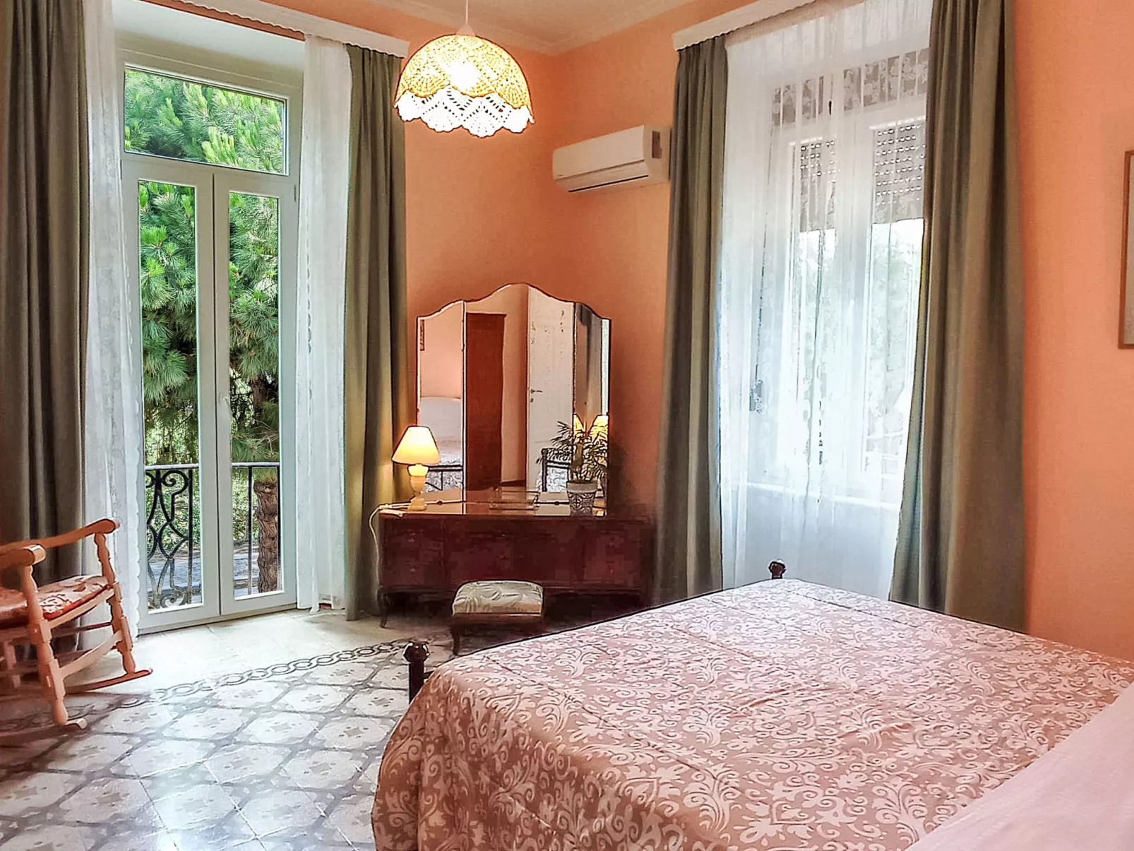 Wohnung mit Meerblick und großer Terrasse