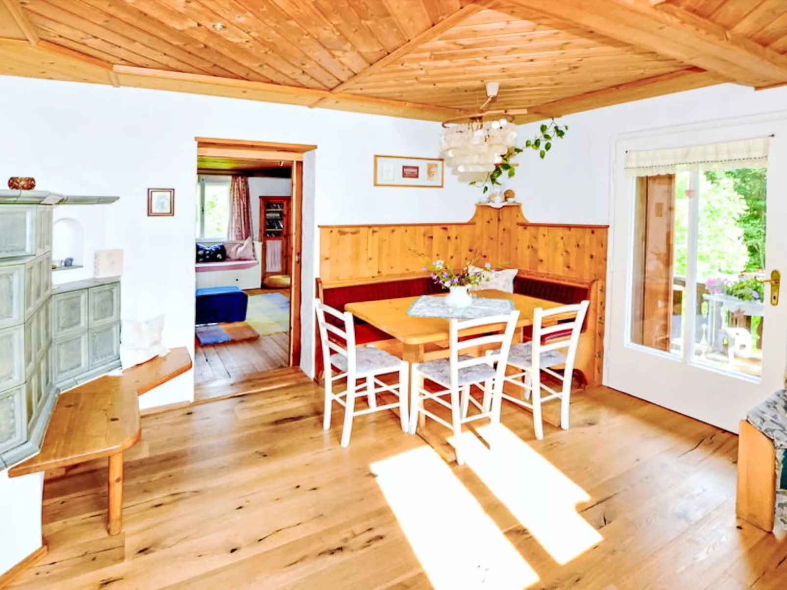 Knaushäusl - Binnen