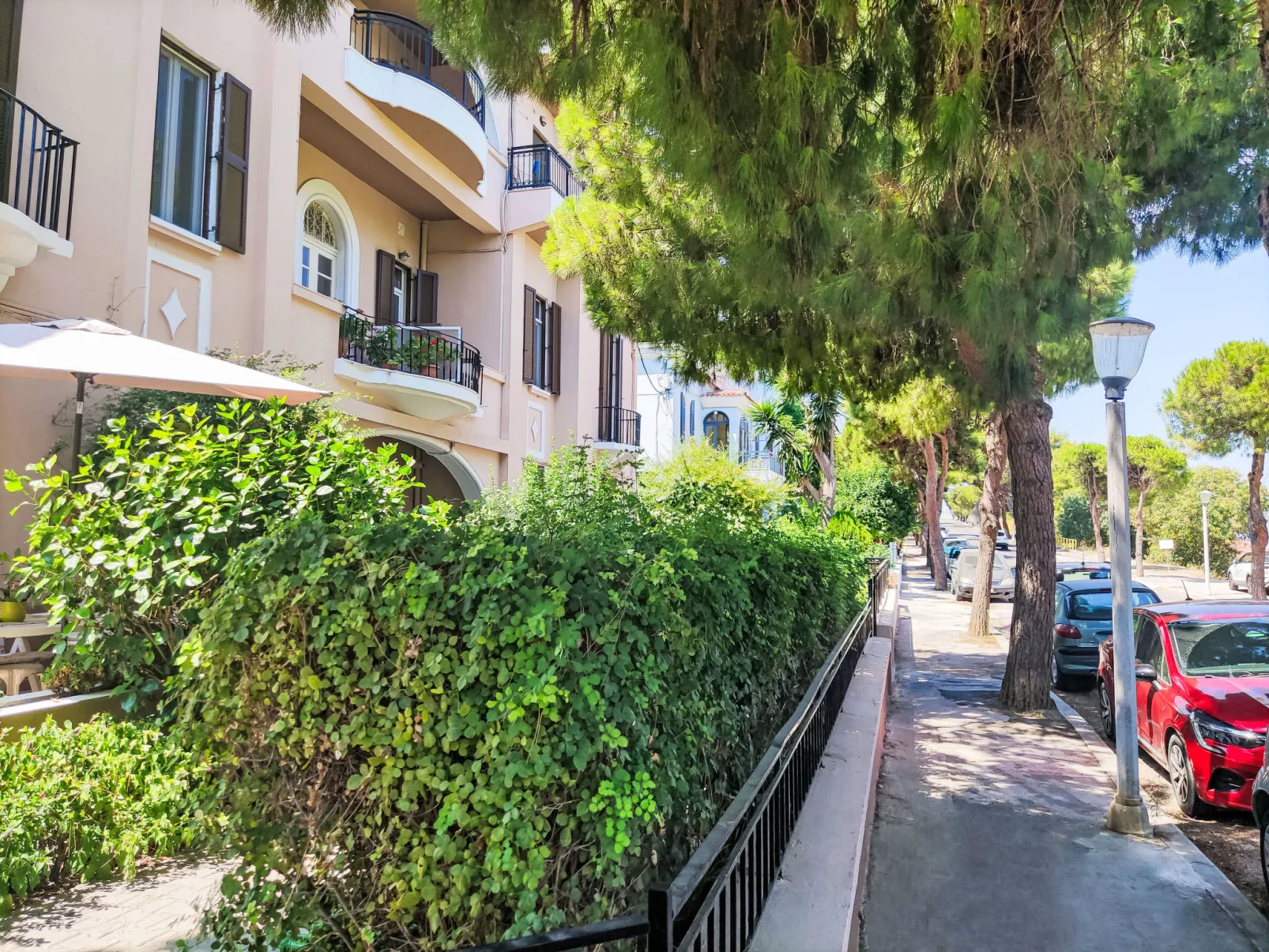 Wohnung mit Meerblick und großer Terrasse - Buiten