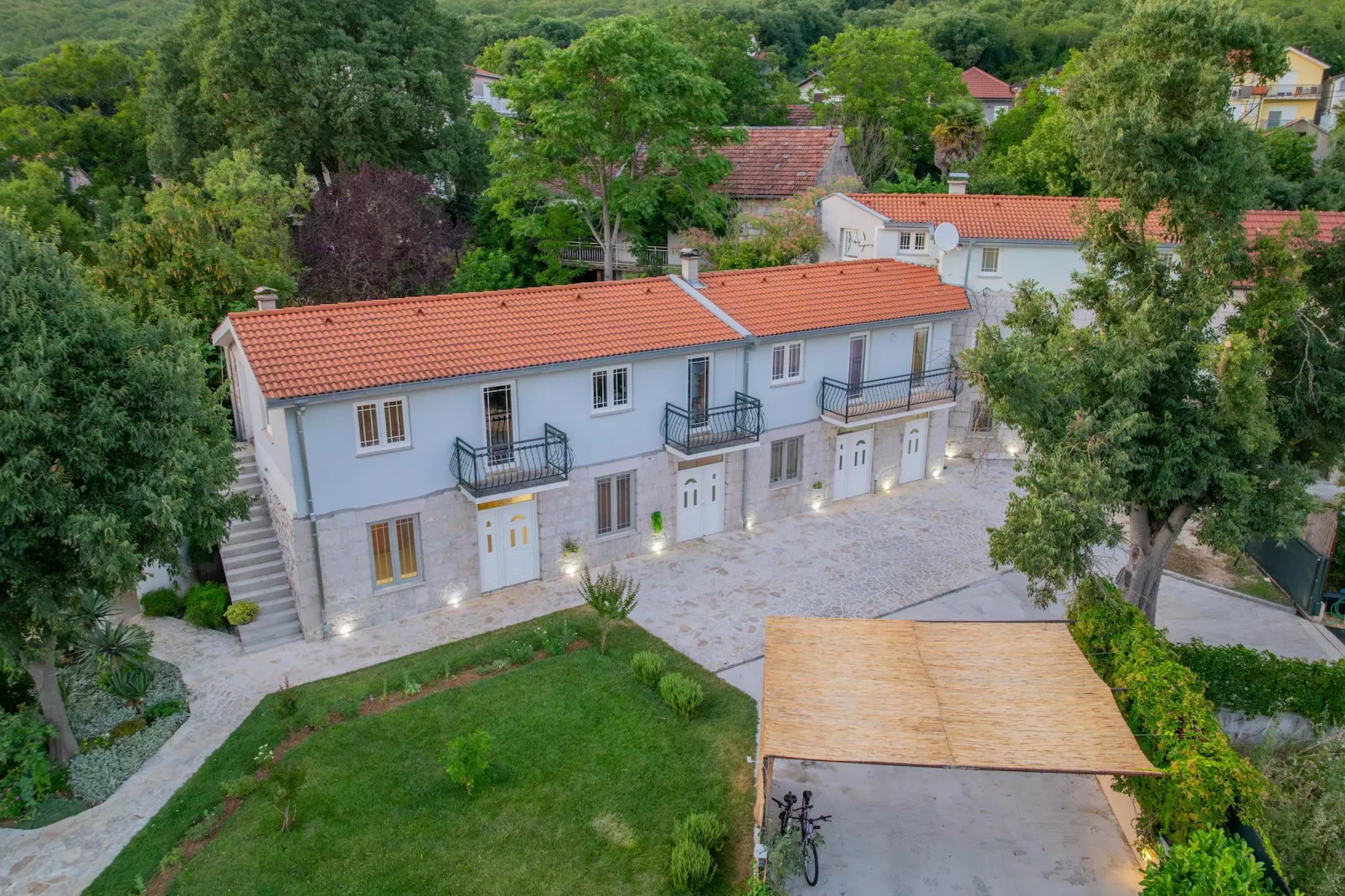 Villa Lavandis - Buitenkant zomer