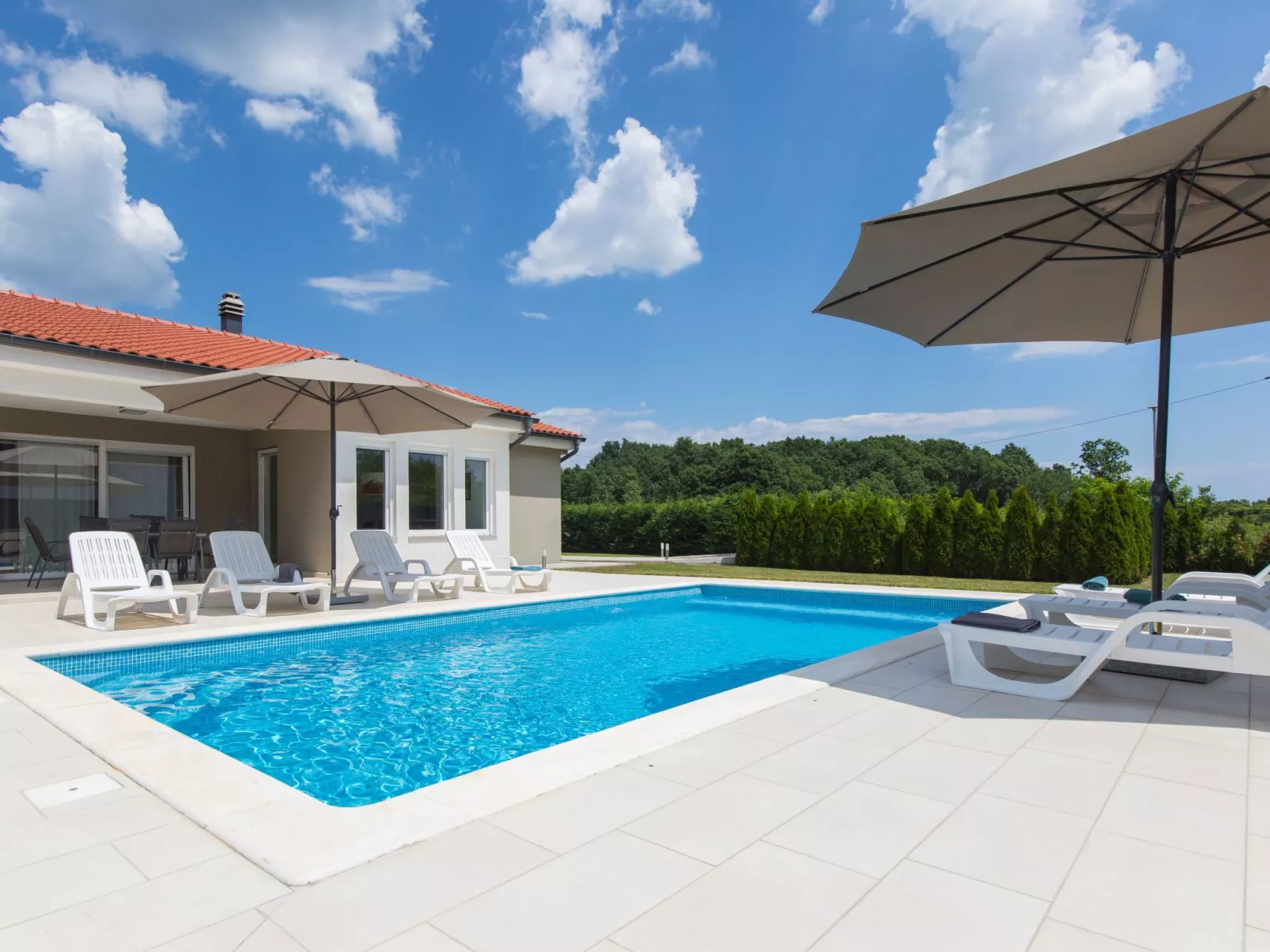 Villa Nikol - Image-tags.info