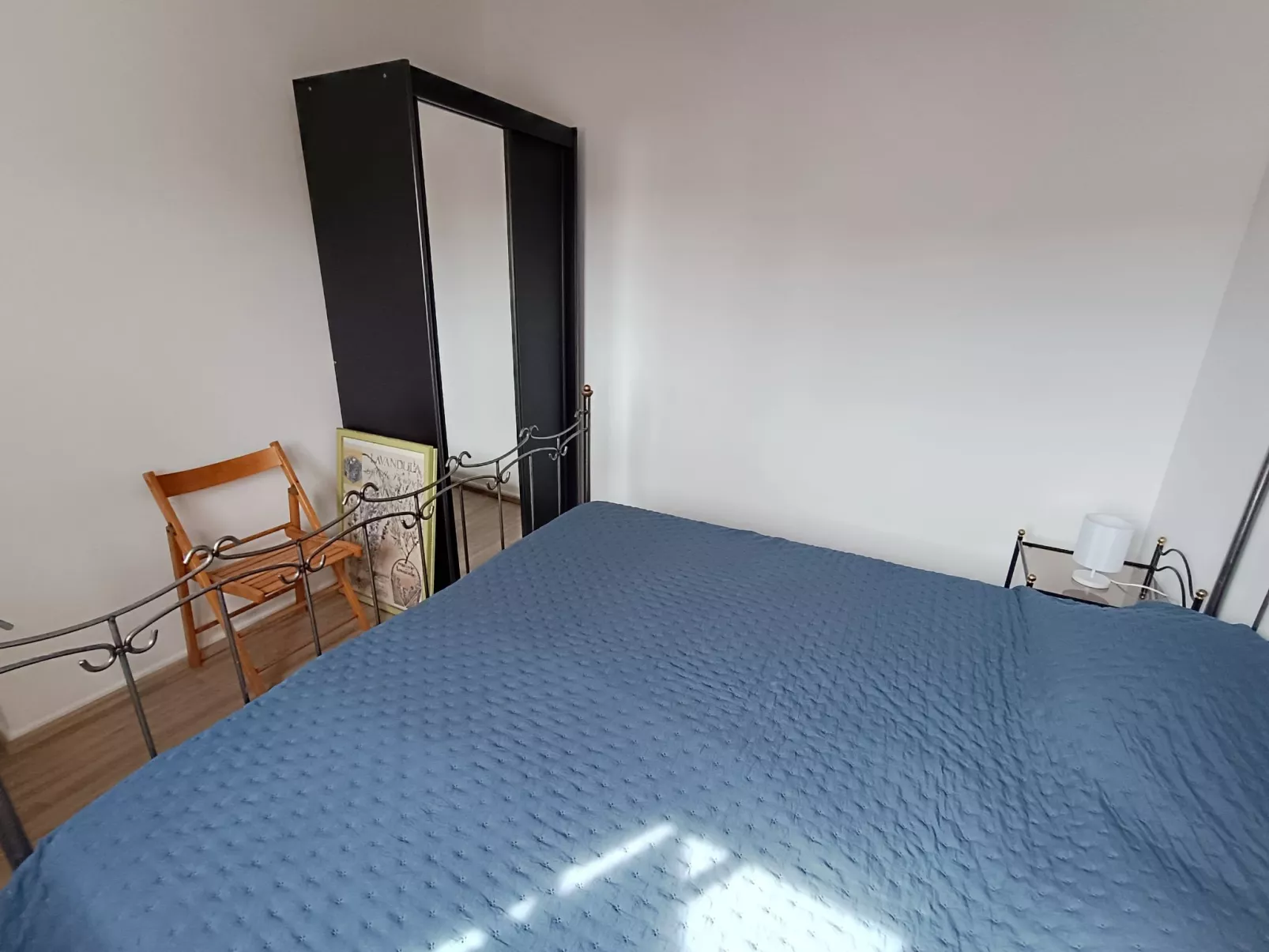 Les Troenes - Binnen