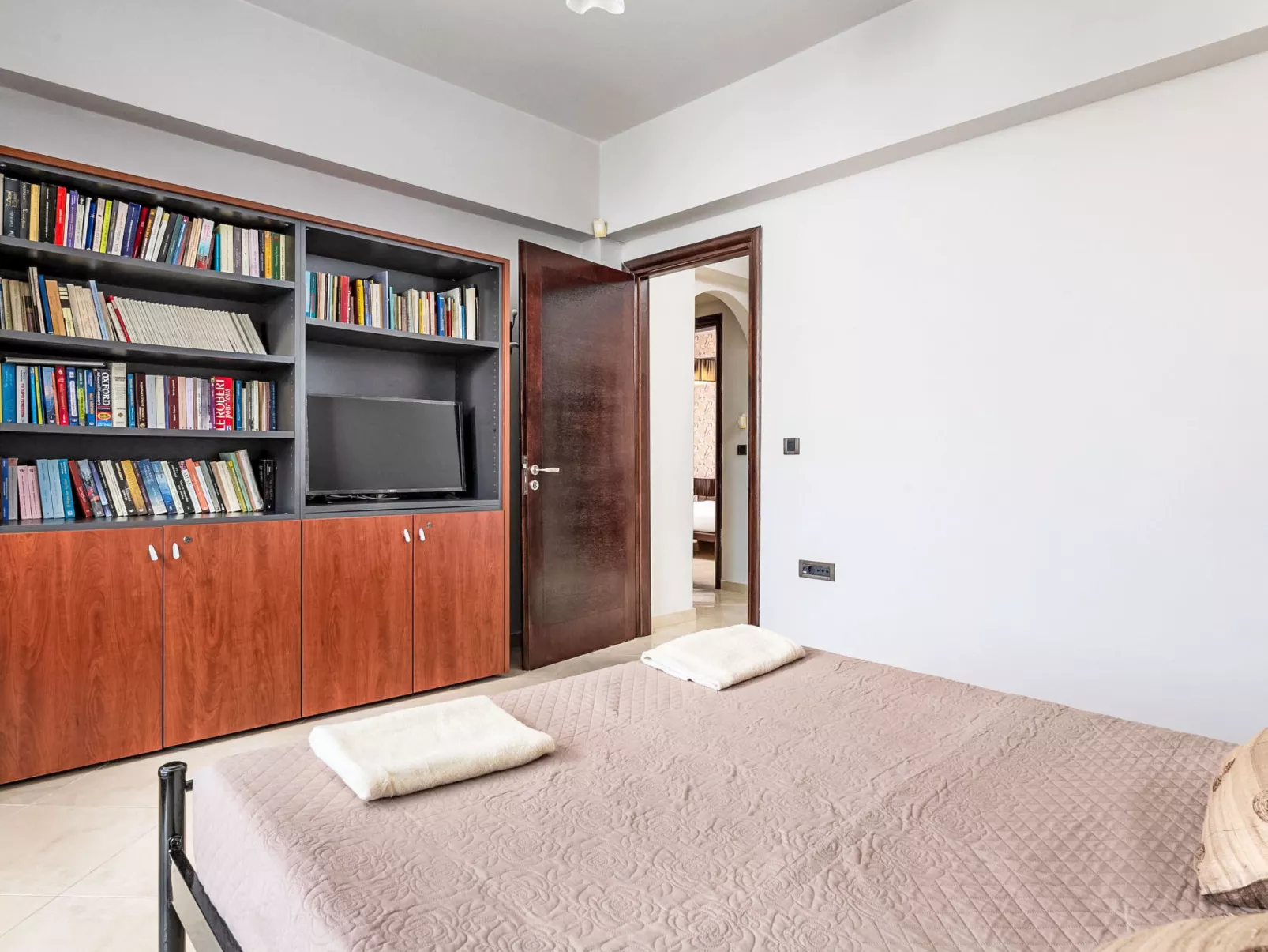 Villa Vergio in der Nähe des Strandes - Binnen