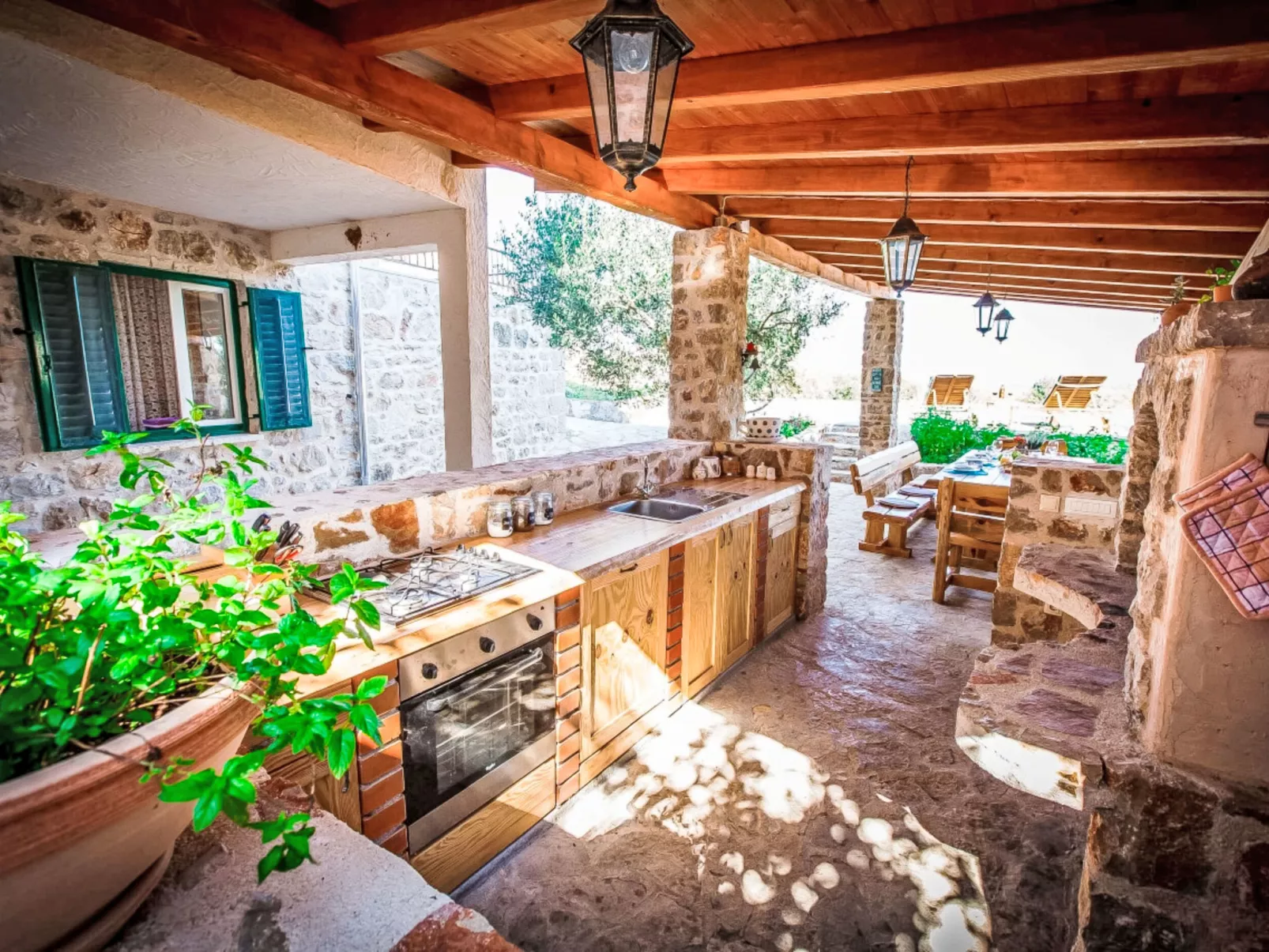 Natura with private pool - Buiten