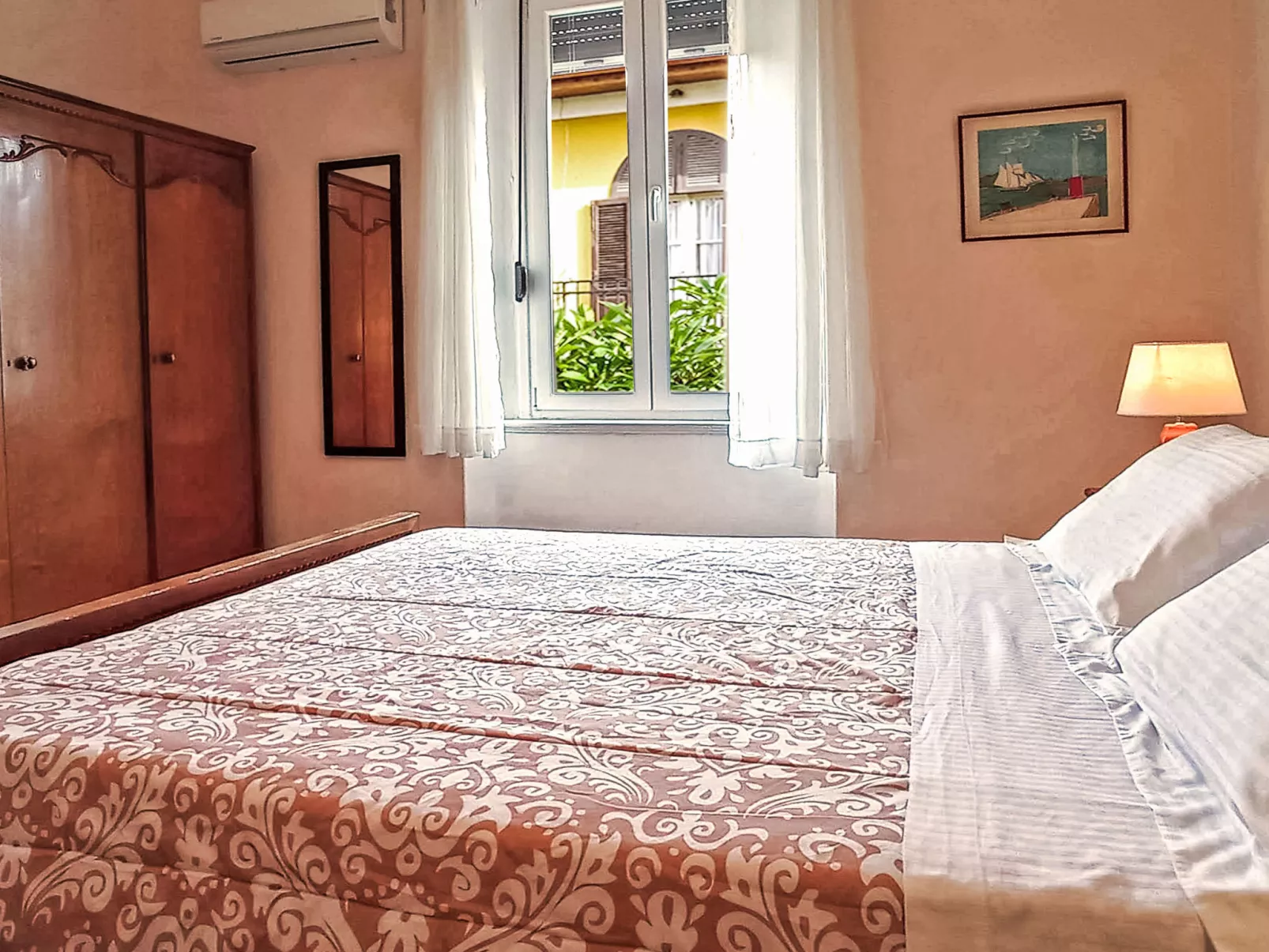 Wohnung mit Meerblick und großer Terrasse - Binnen