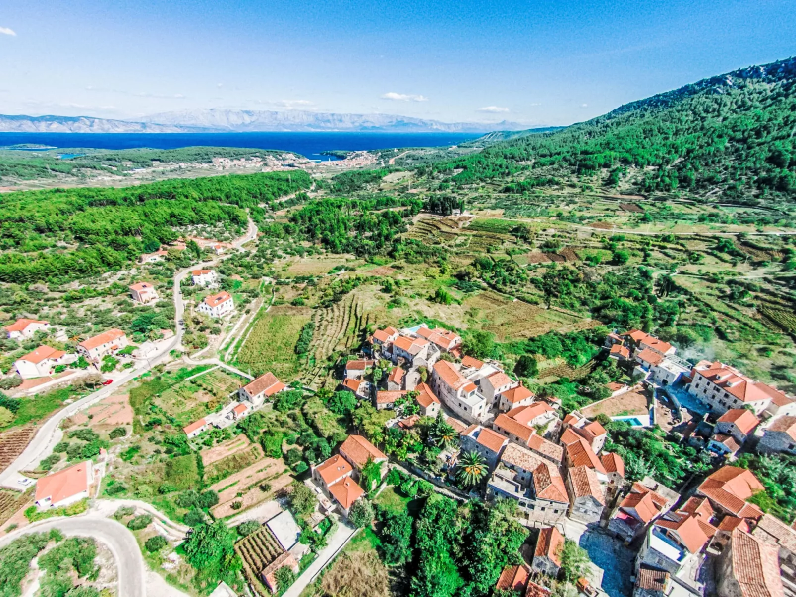 Natura with private pool - Buiten