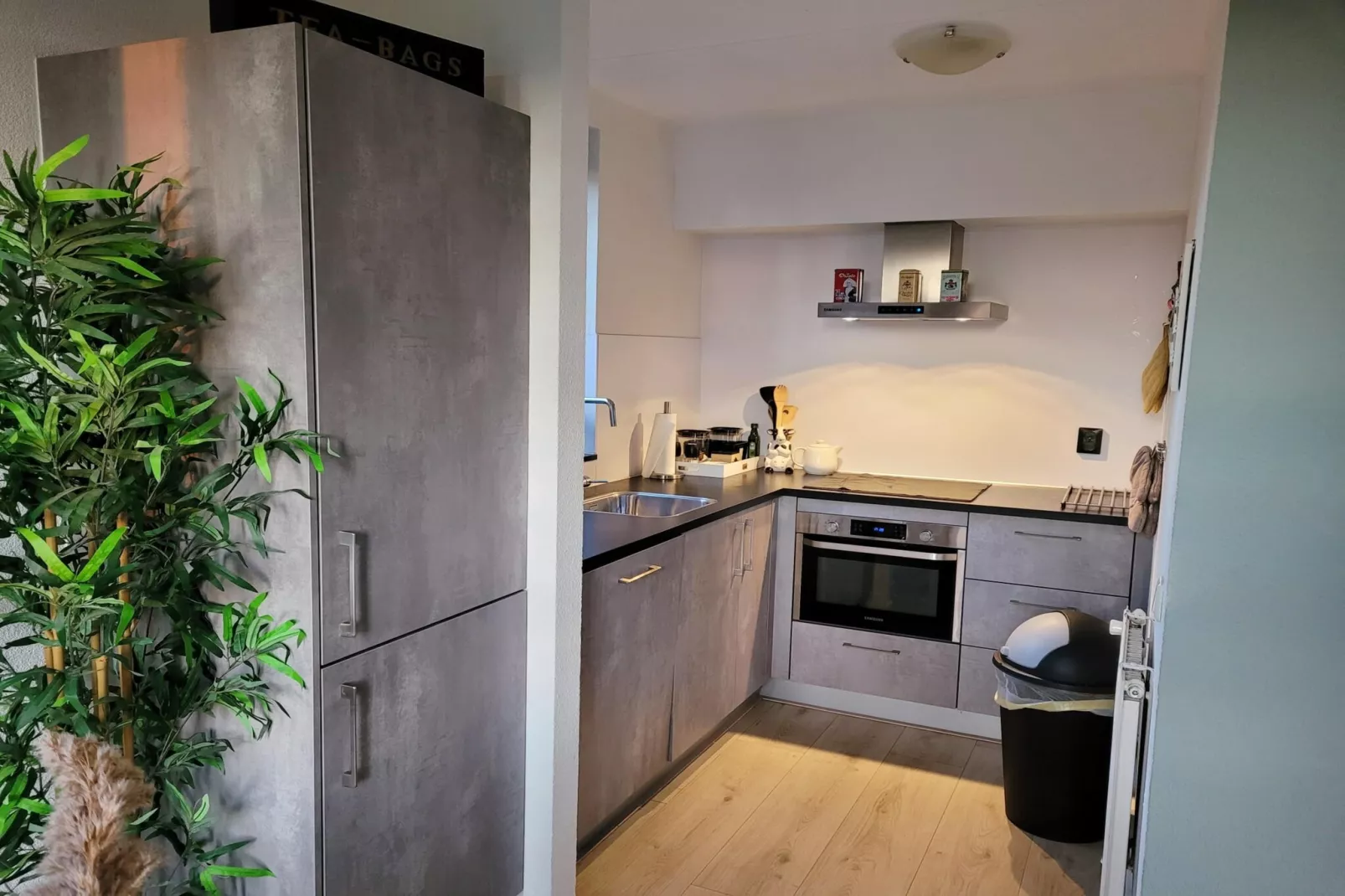 6 - Person Forest Pet & Family Bungalow